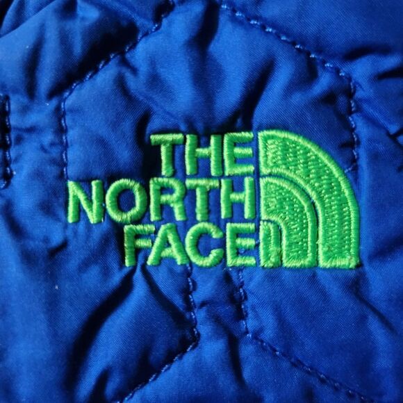 The North Face Infant Reversible Monster Blue Perrito Puffer Jacket - Picture 12 of 16